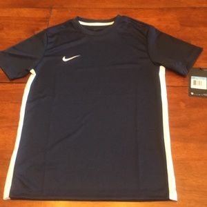 Nike Short Sleeve navy blue football/soccer shirt